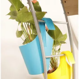 3850 Plastic Hanging Planter Pot, Multicolour