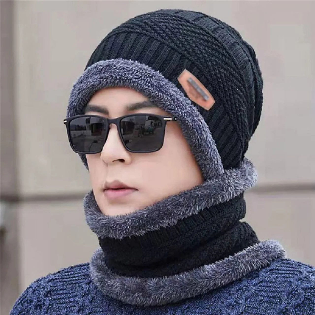 HC01  ULTRA SOFT UNISEX WOOLLEN BEANIE CAP PLUS MUFFLER SCARF - Image 2